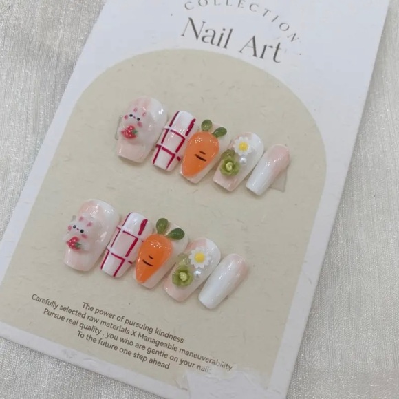Gorgeous handmade 3D press-on bunny carrot charm nails. (Nail Glue Included!) - Picture 2 of 6